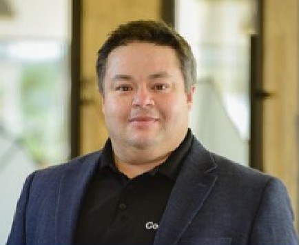 Mba. Hernando Segura